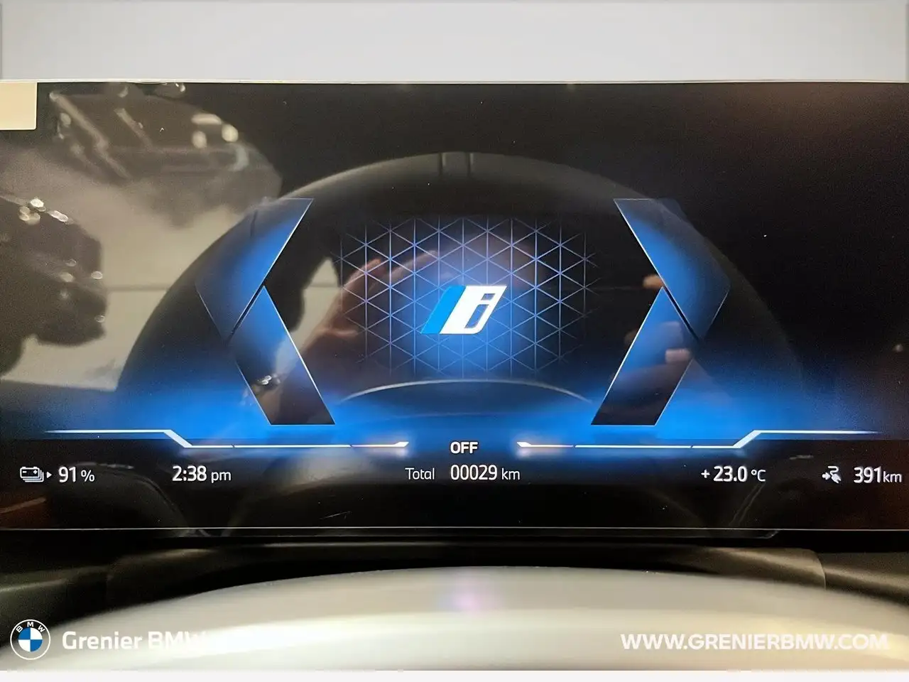 BMW i4 photo BMW i4