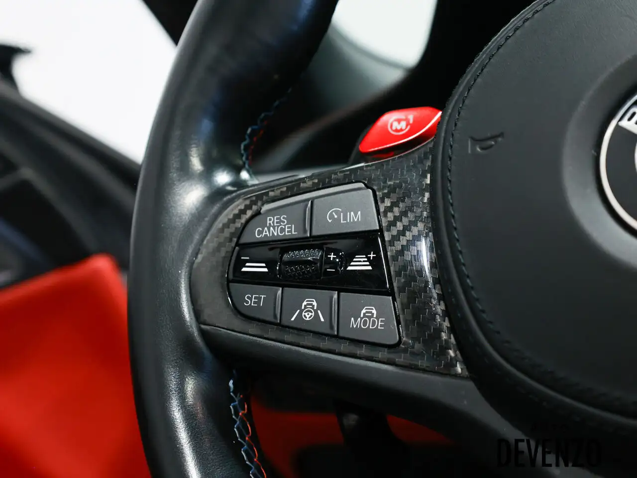 BMW M4 photo BMW M4