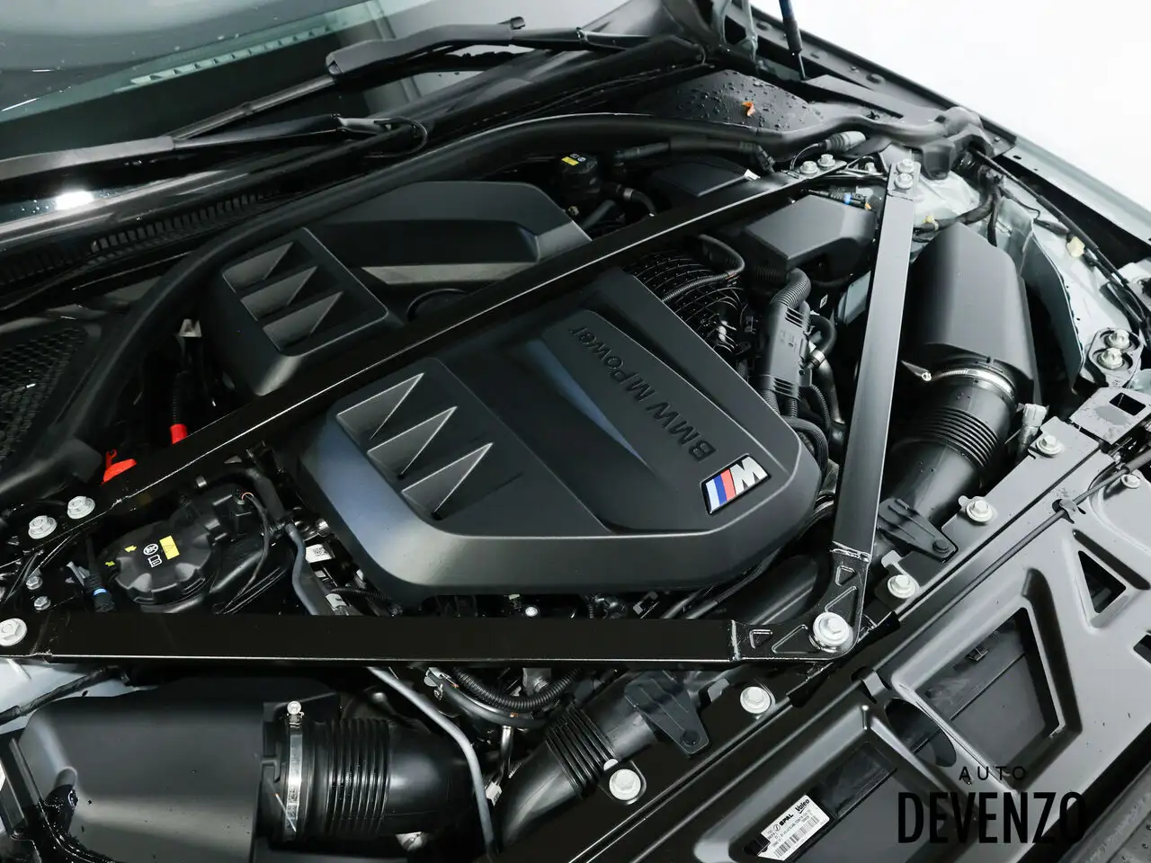 BMW M4 photo BMW M4