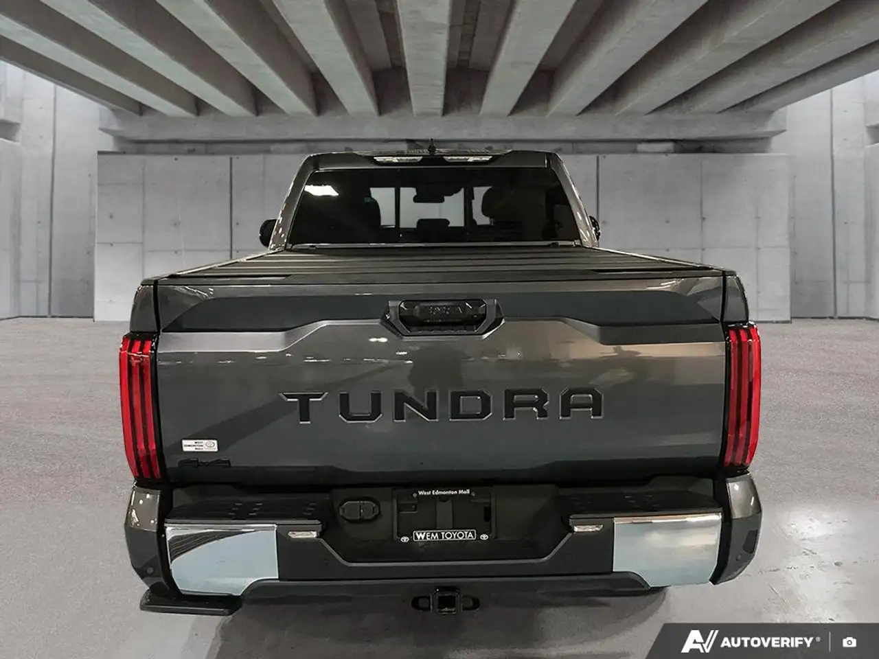 Toyota Tundra photo Toyota Tundra