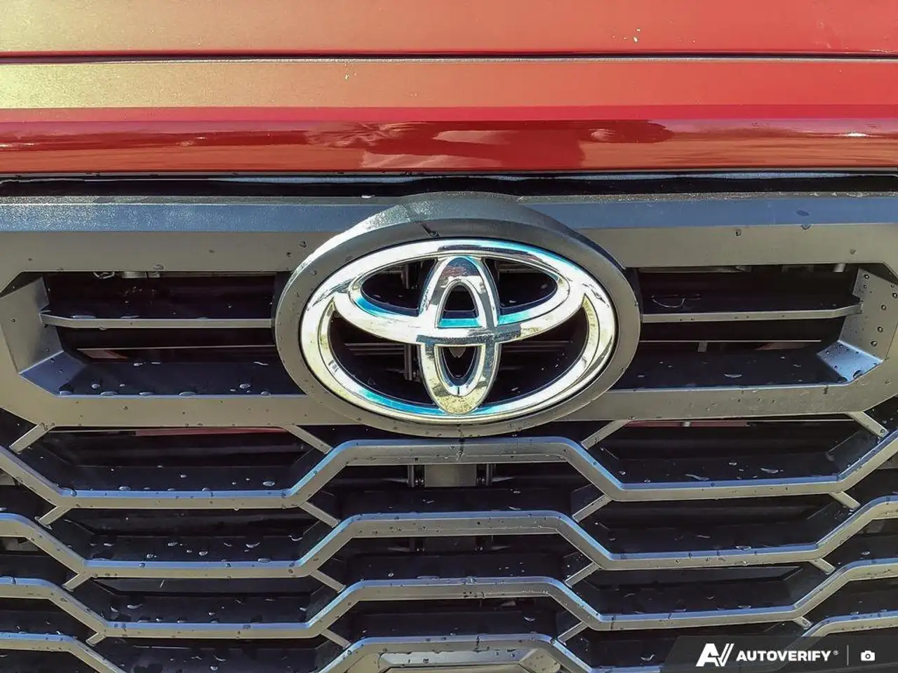 Toyota Tundra снимка Toyota Tundra