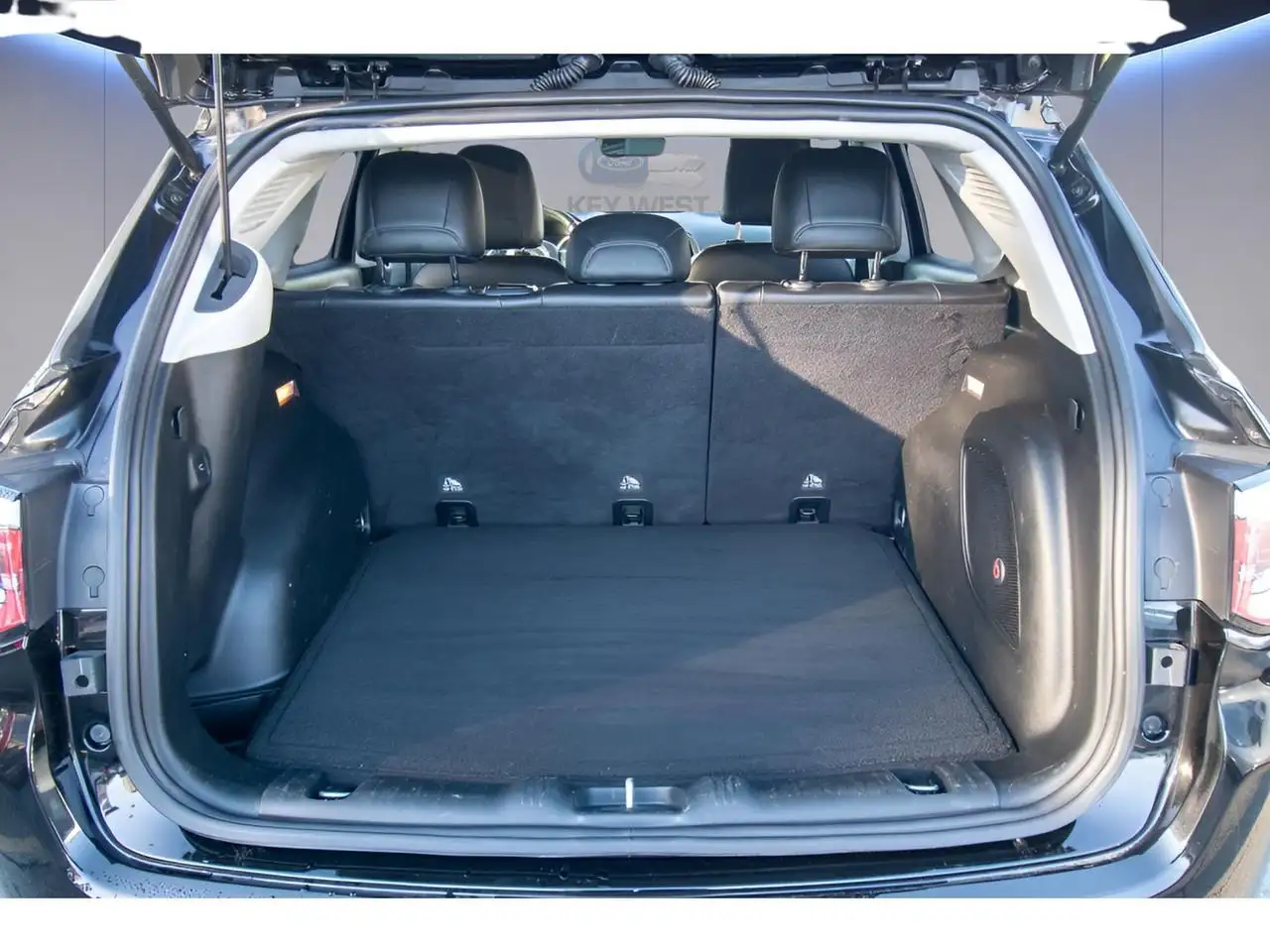 Jeep Compass photo Jeep Compass
