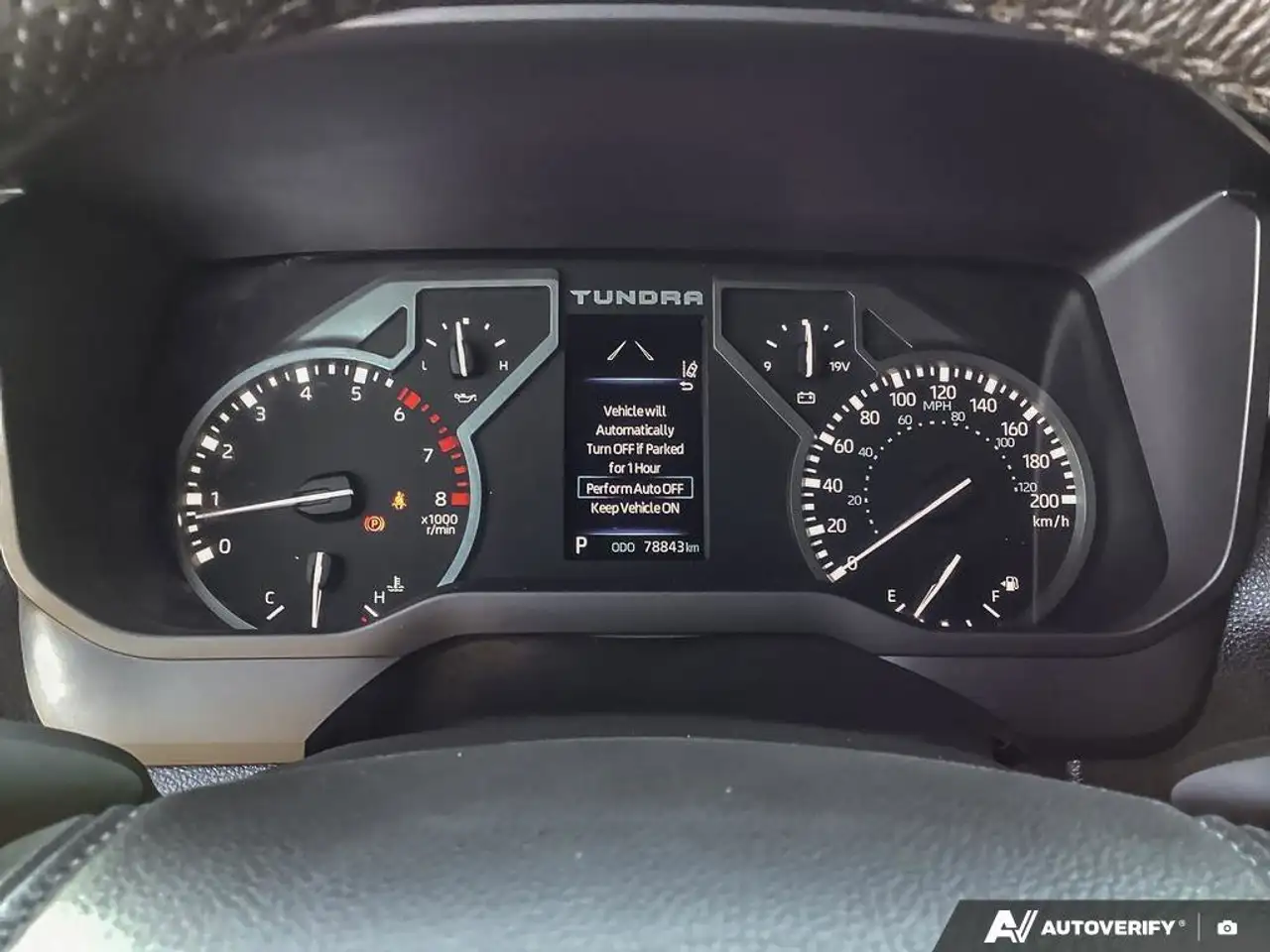 Toyota Tundra снимка Toyota Tundra