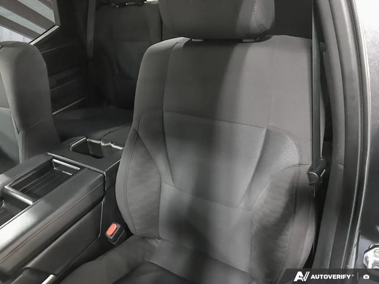 Toyota Tundra photo Toyota Tundra