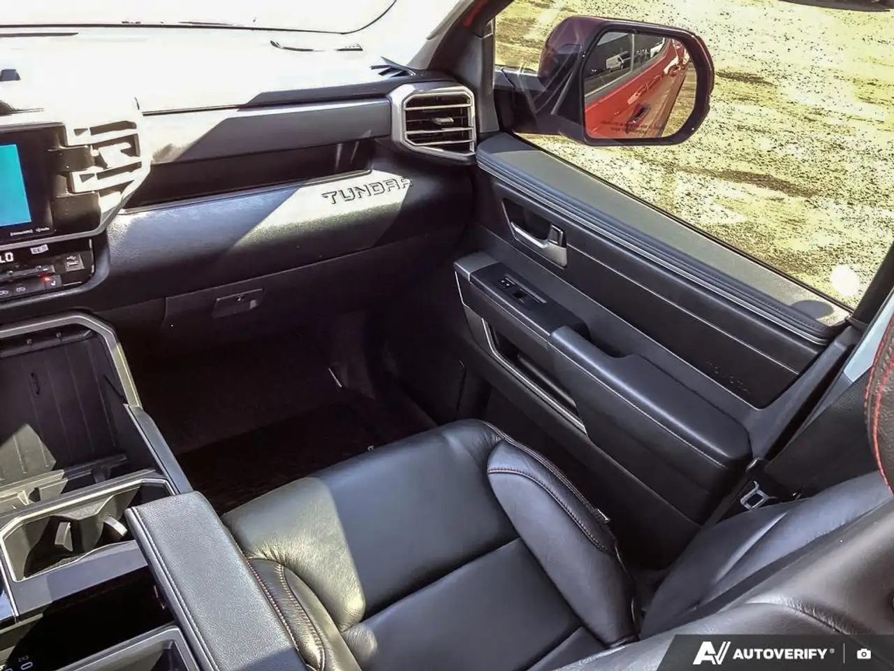 Toyota Tundra снимка Toyota Tundra
