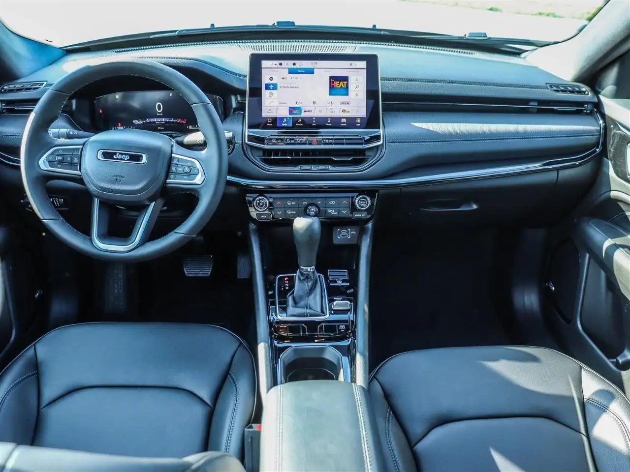 Jeep Compass photo Jeep Compass