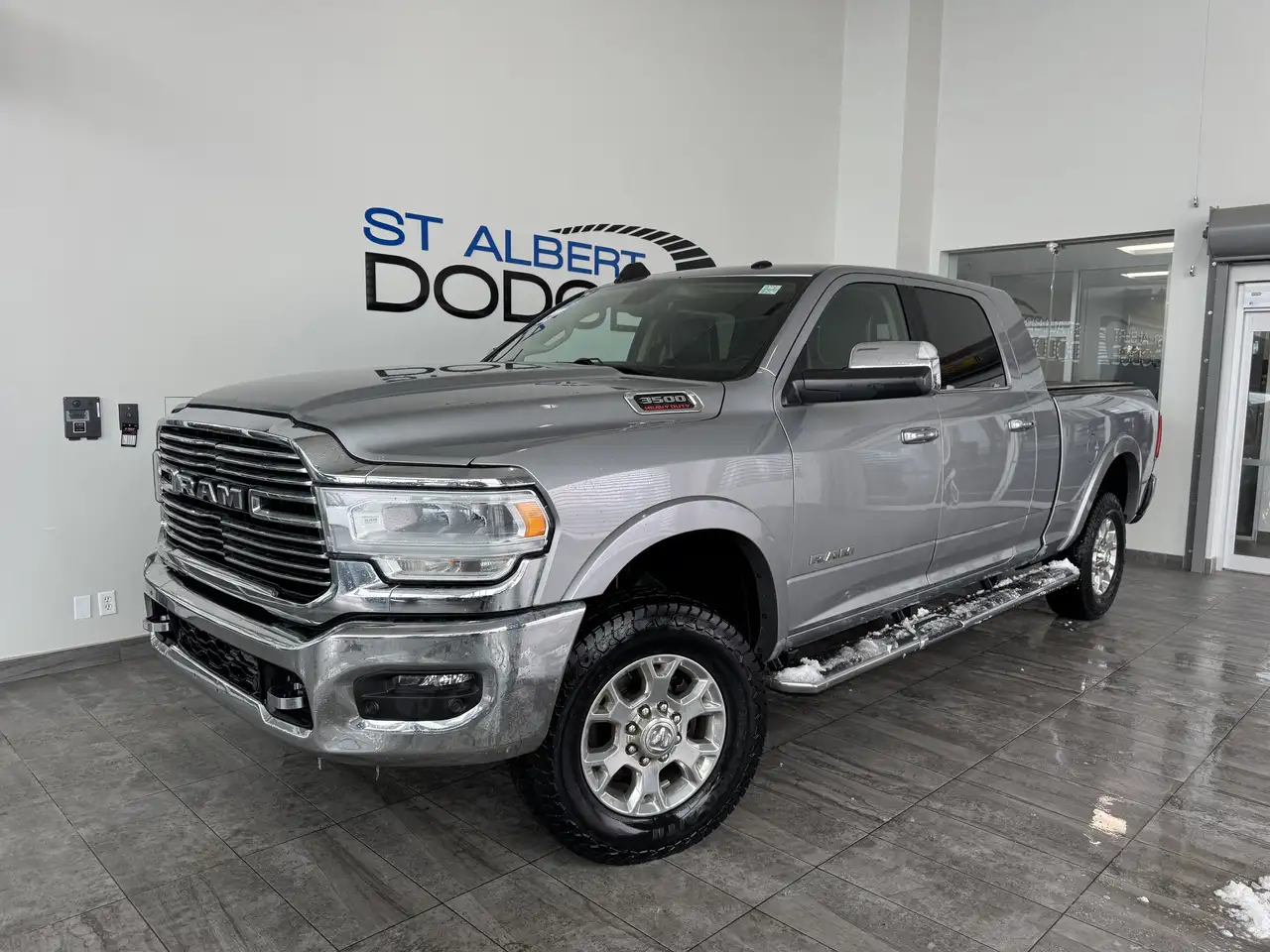 RAM 3500 photo RAM 3500