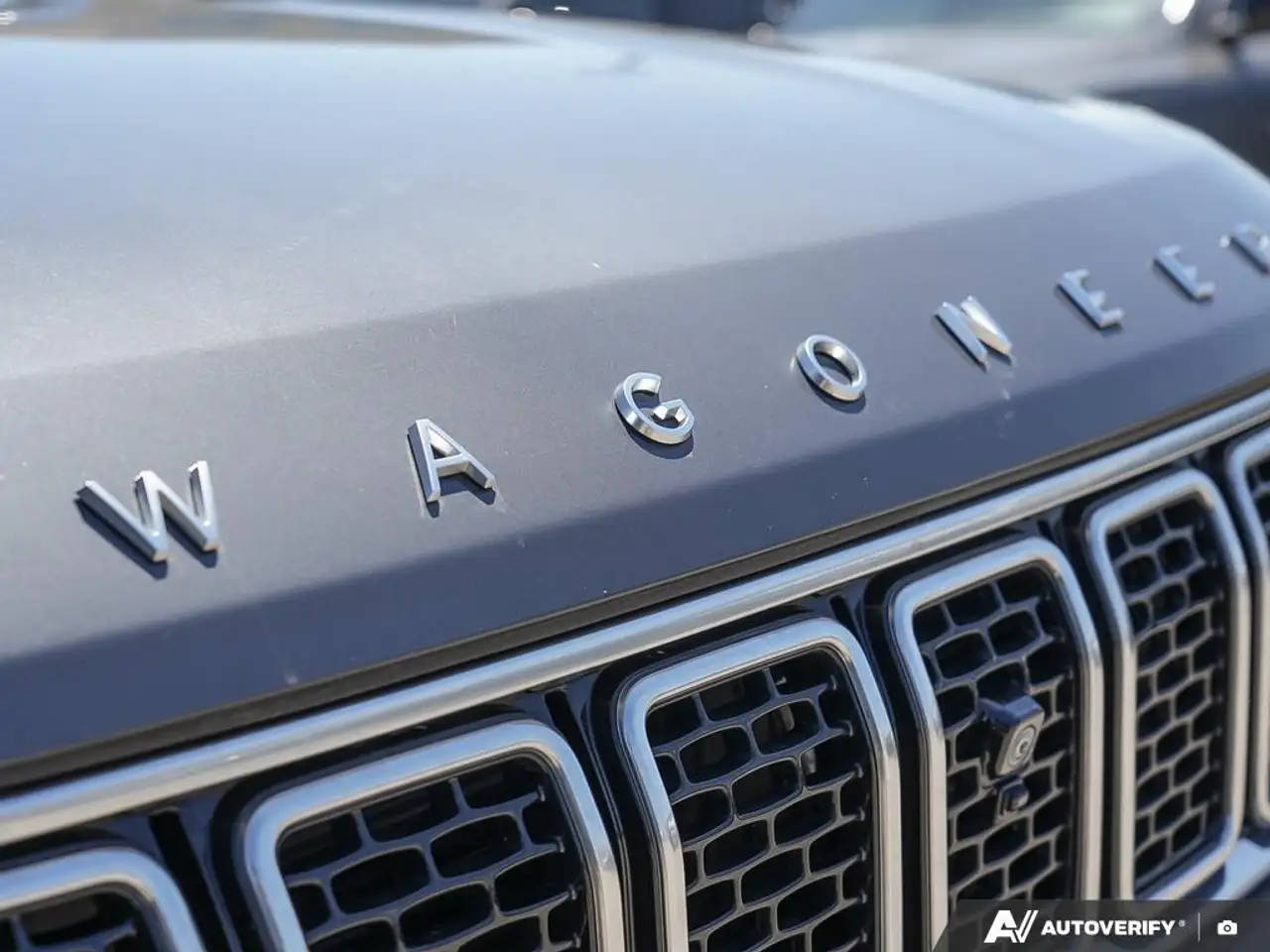 Jeep Wagoneer снимка Jeep Wagoneer
