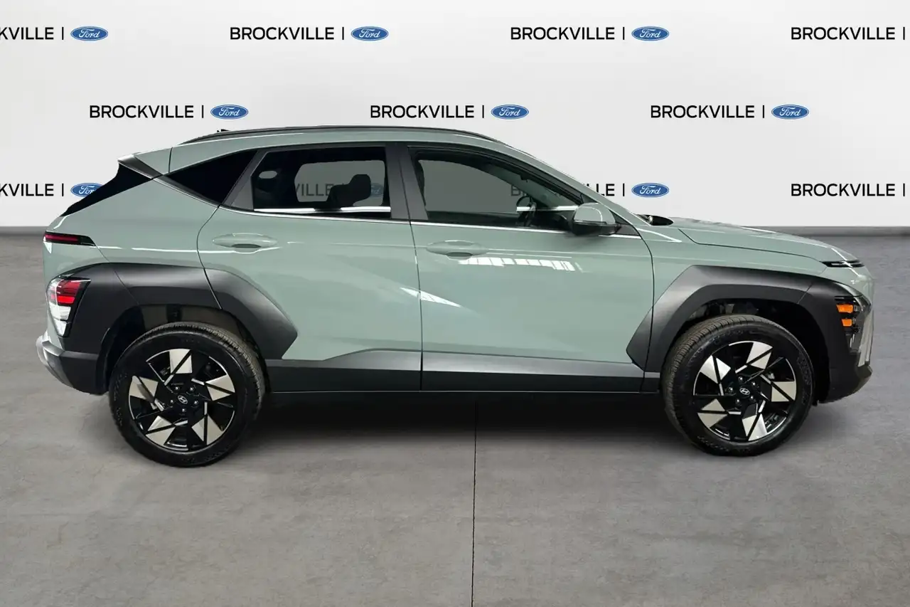 Hyundai KONA снимка Hyundai KONA