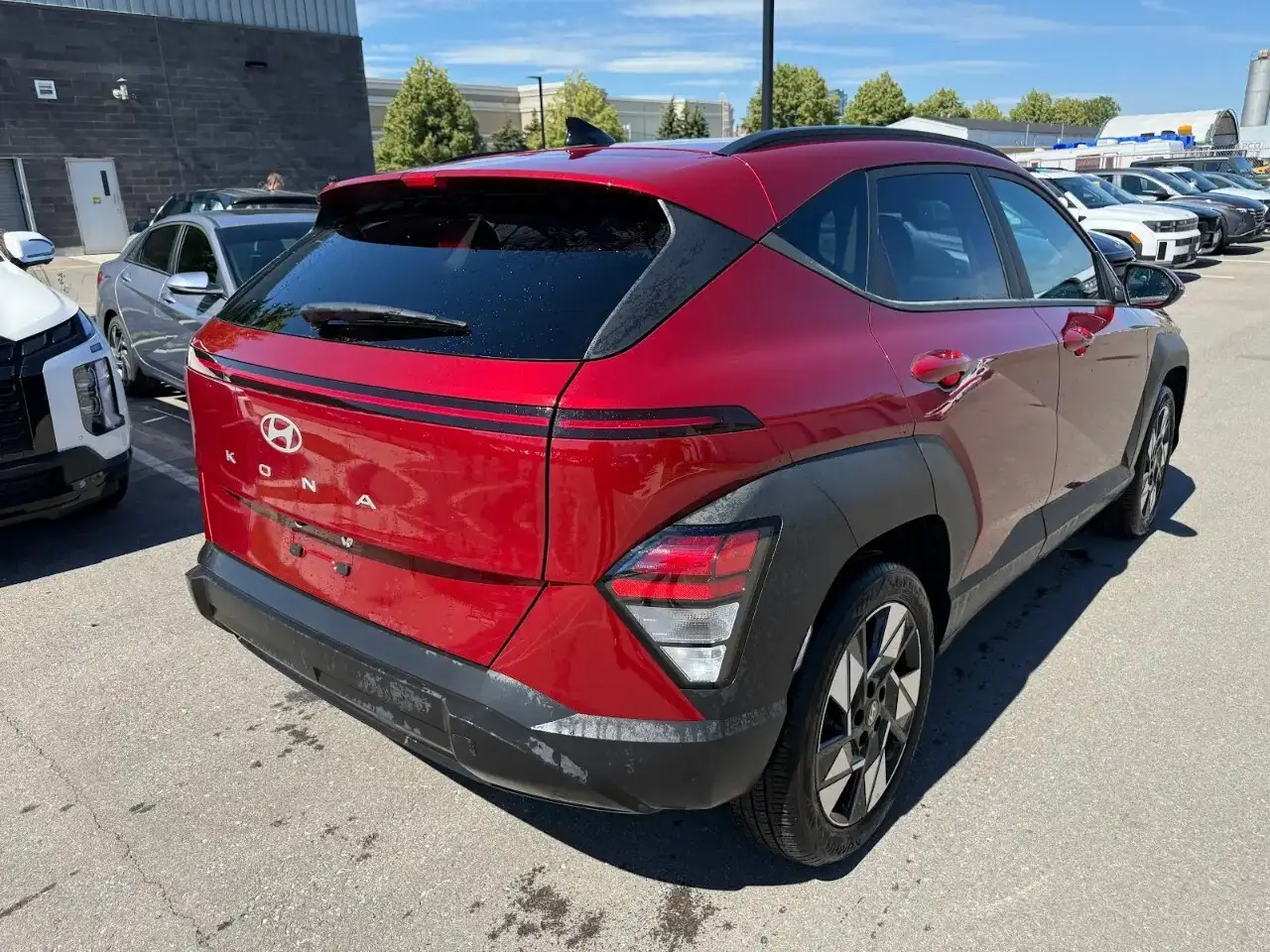 Hyundai KONA снимка Hyundai KONA