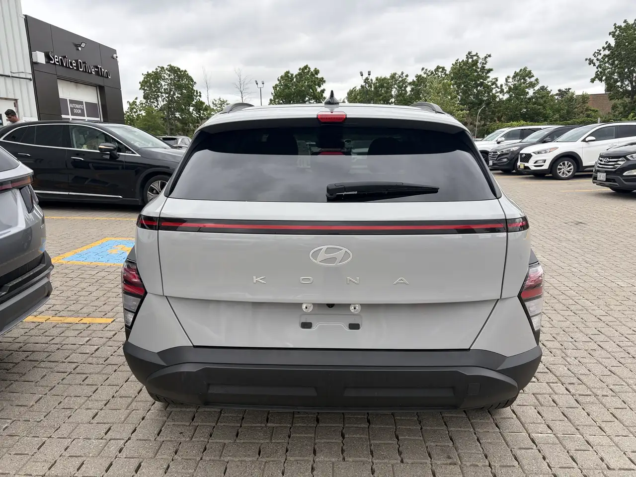 Hyundai KONA снимка Hyundai KONA