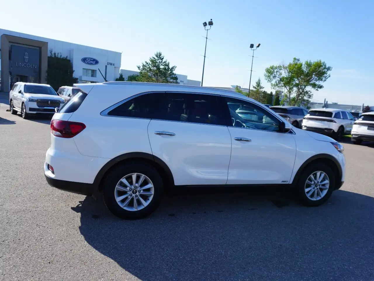 Kia Sorento снимка Kia Sorento