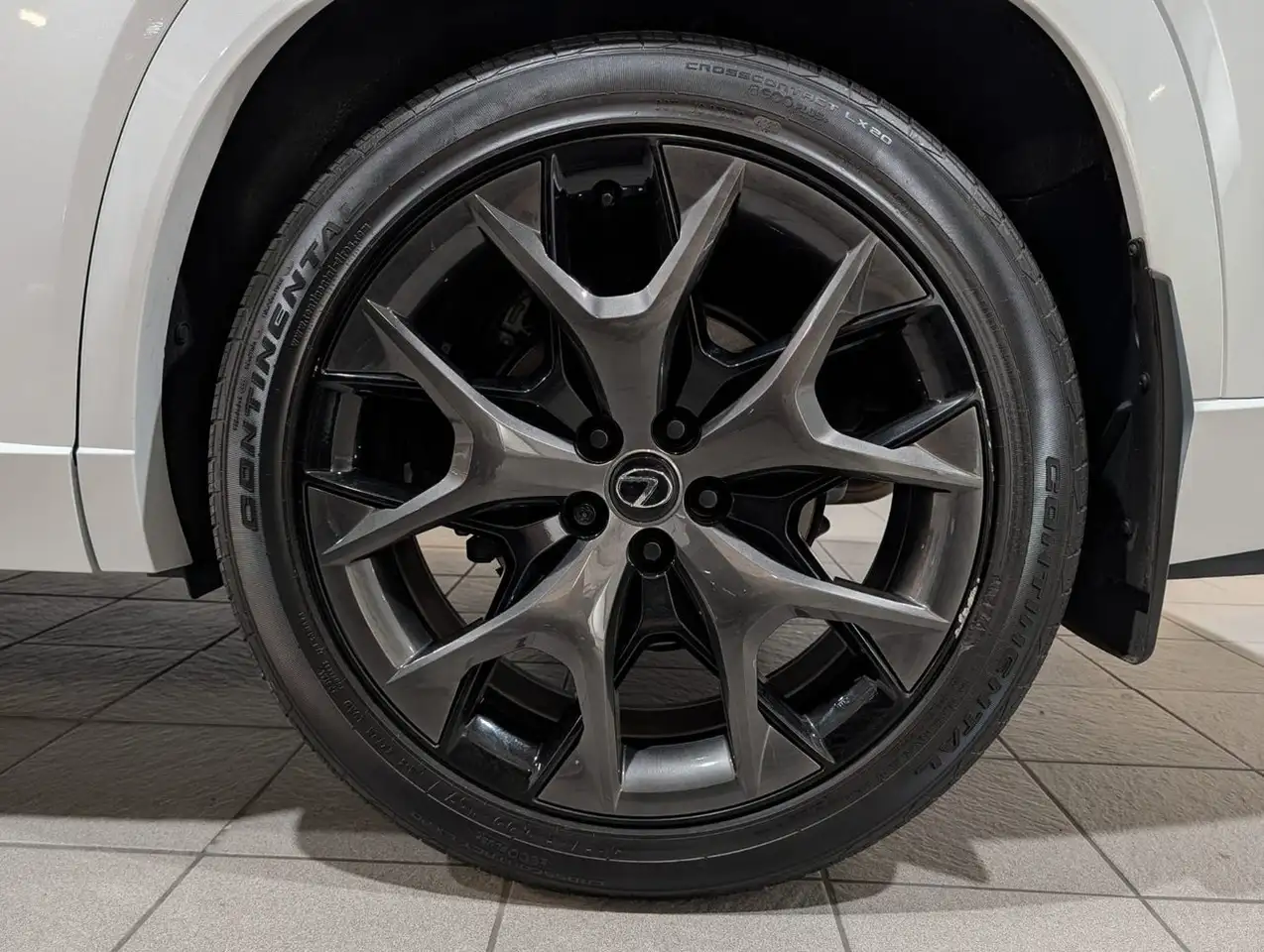 Lexus TX снимка Lexus TX