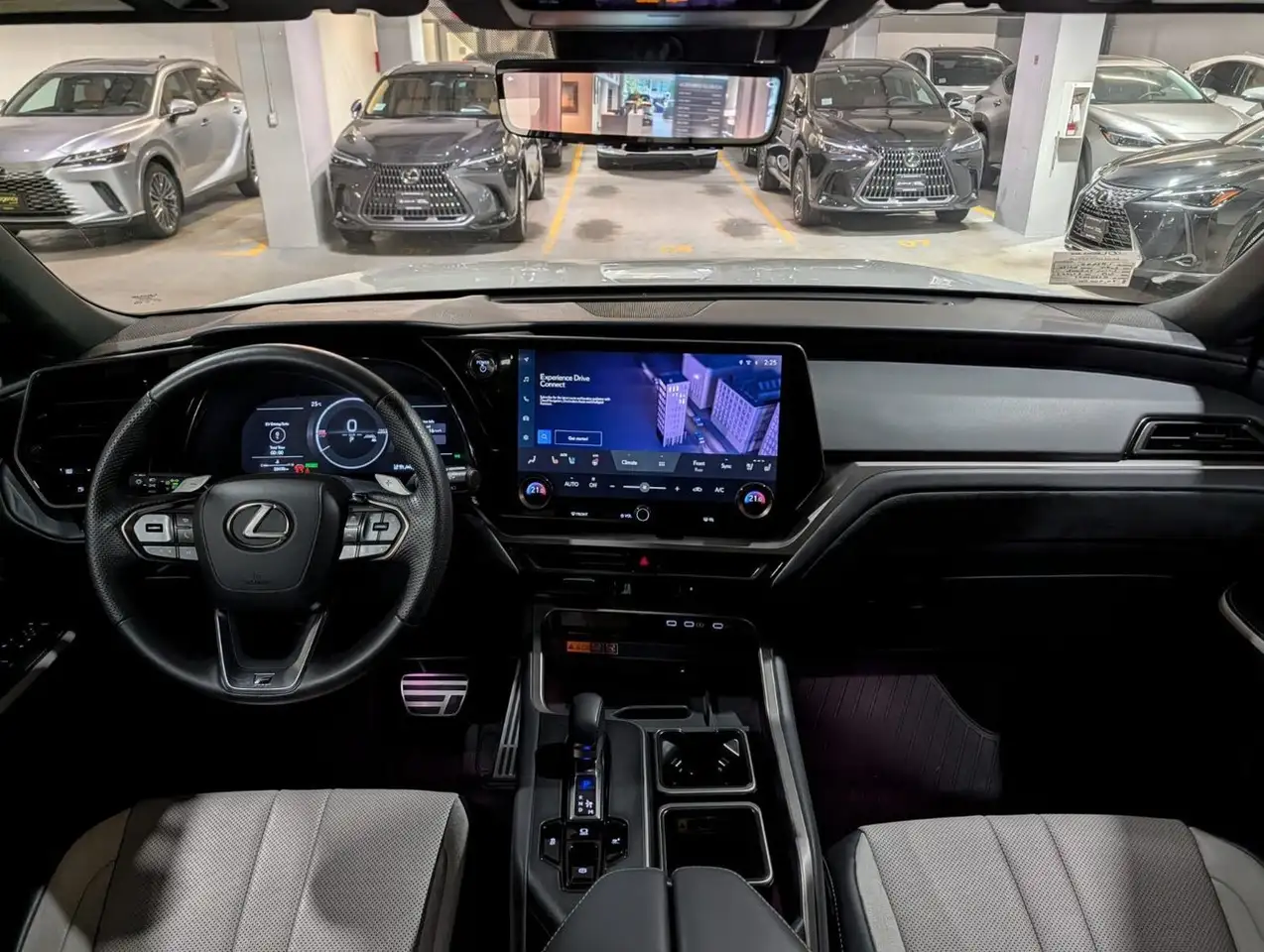 Lexus TX снимка Lexus TX