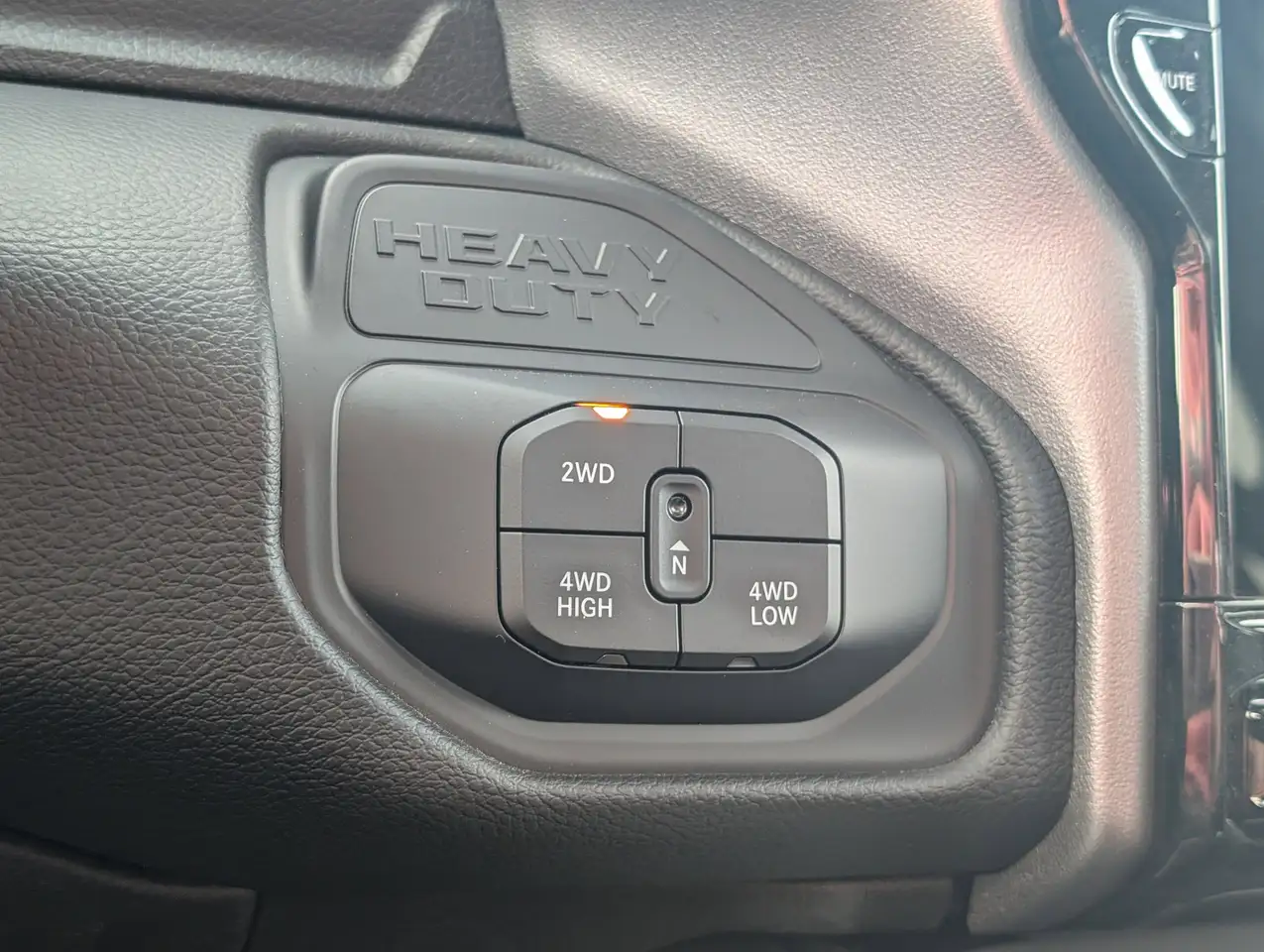 RAM 3500 photo RAM 3500