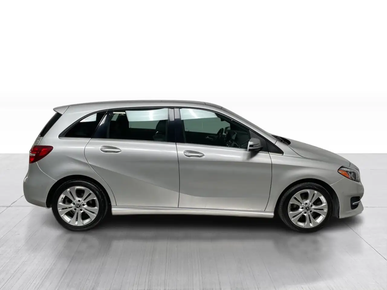 Mercedes-Benz B-Class photo Mercedes-Benz B-Class