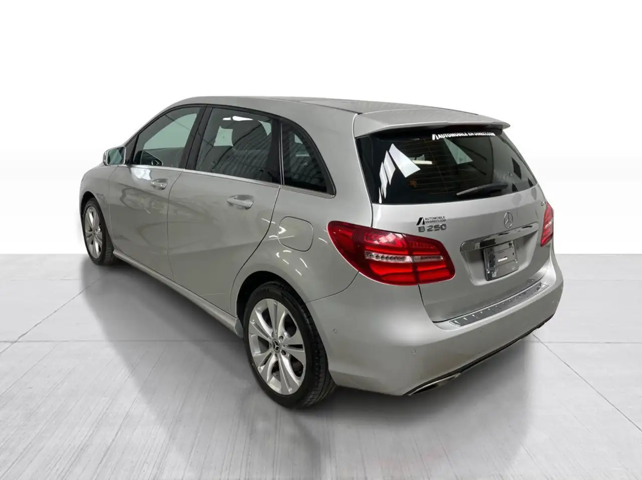 Mercedes-Benz B-Class photo Mercedes-Benz B-Class