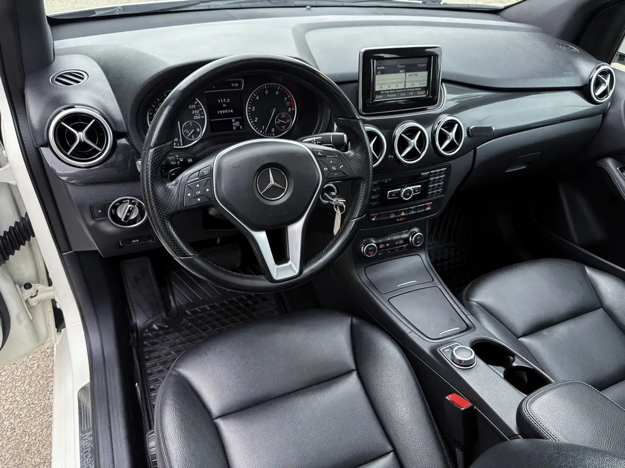 Mercedes-Benz B-Class fotografie Mercedes-Benz B-Class