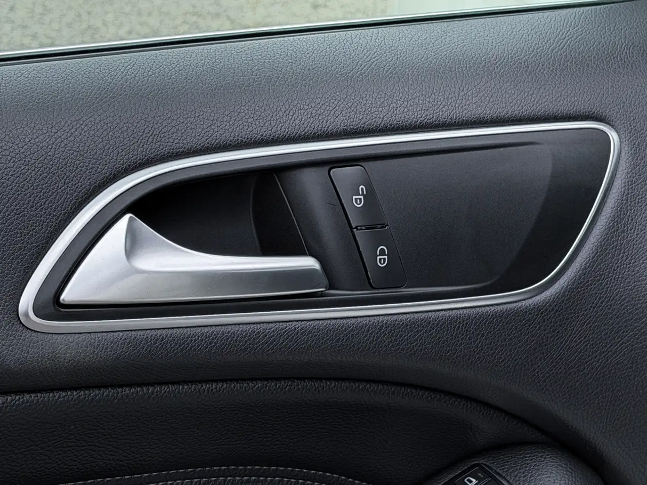 Mercedes-Benz B-Class fotografie Mercedes-Benz B-Class