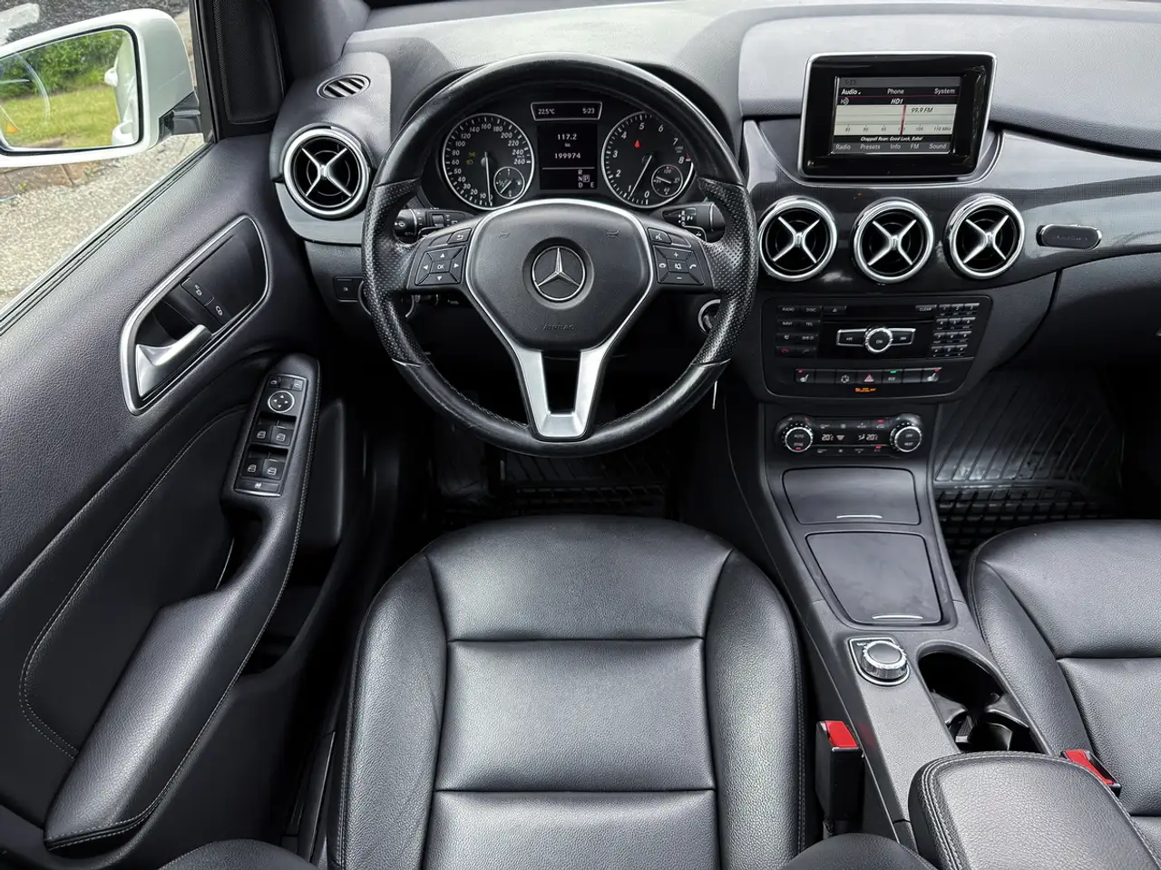 Mercedes-Benz B-Class fotografie Mercedes-Benz B-Class