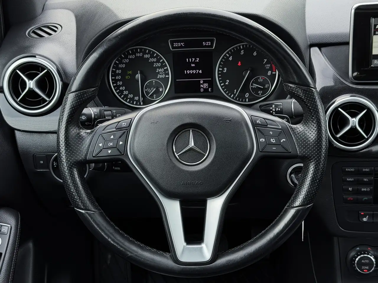 Mercedes-Benz B-Class fotografie Mercedes-Benz B-Class