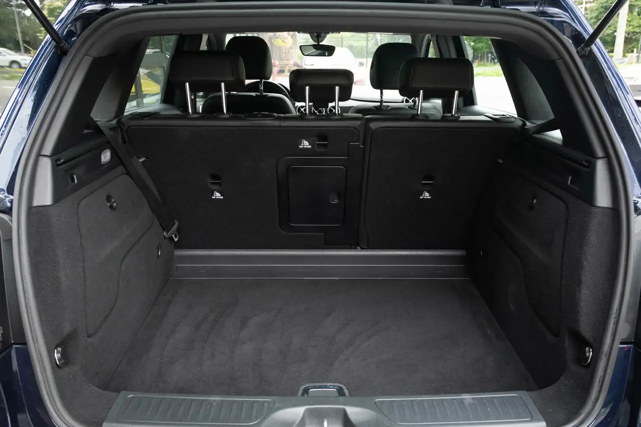 Mercedes-Benz B-Class photo Mercedes-Benz B-Class