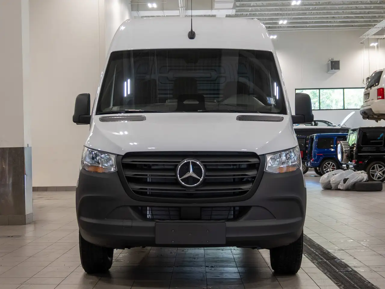 Mercedes-Benz Sprinter снимка Mercedes-Benz Sprinter