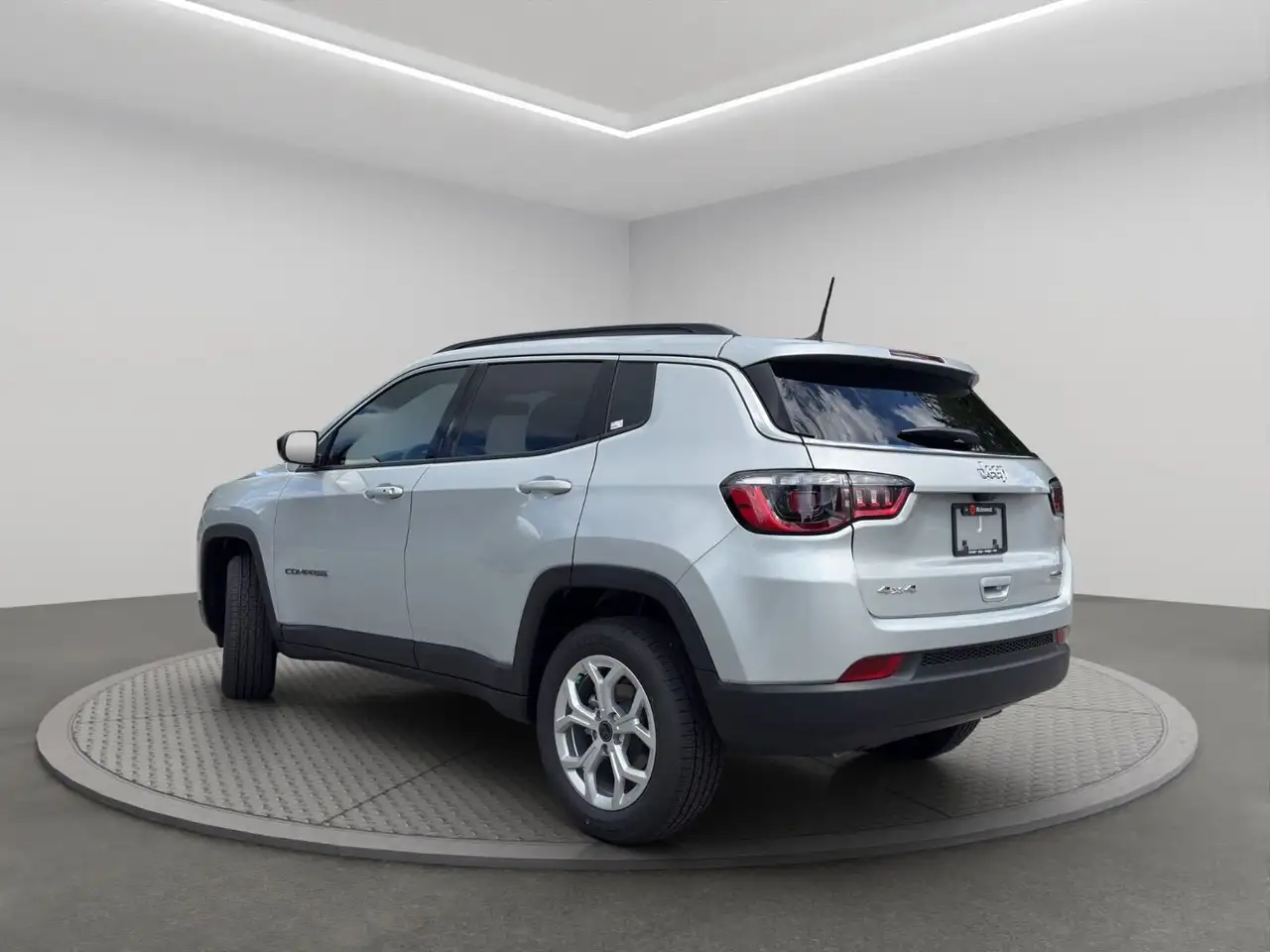 Jeep Compass снимка Jeep Compass