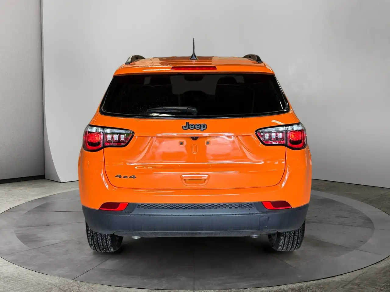 Jeep Compass photo Jeep Compass