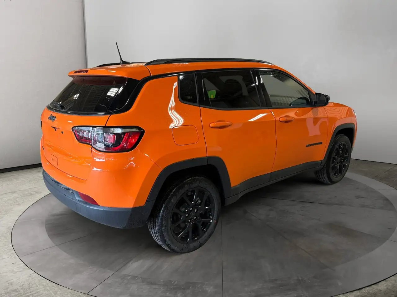 Jeep Compass photo Jeep Compass