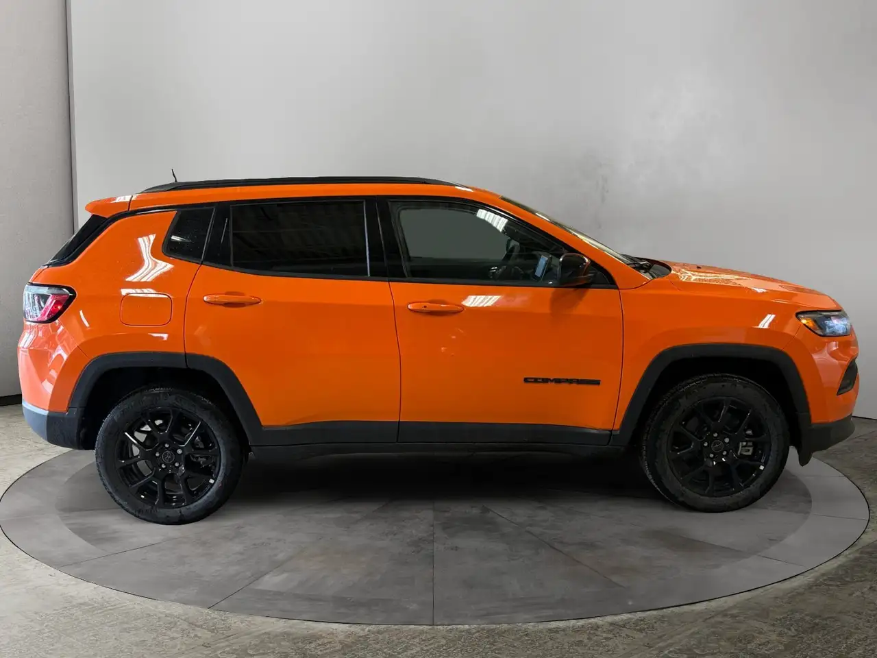 Jeep Compass photo Jeep Compass