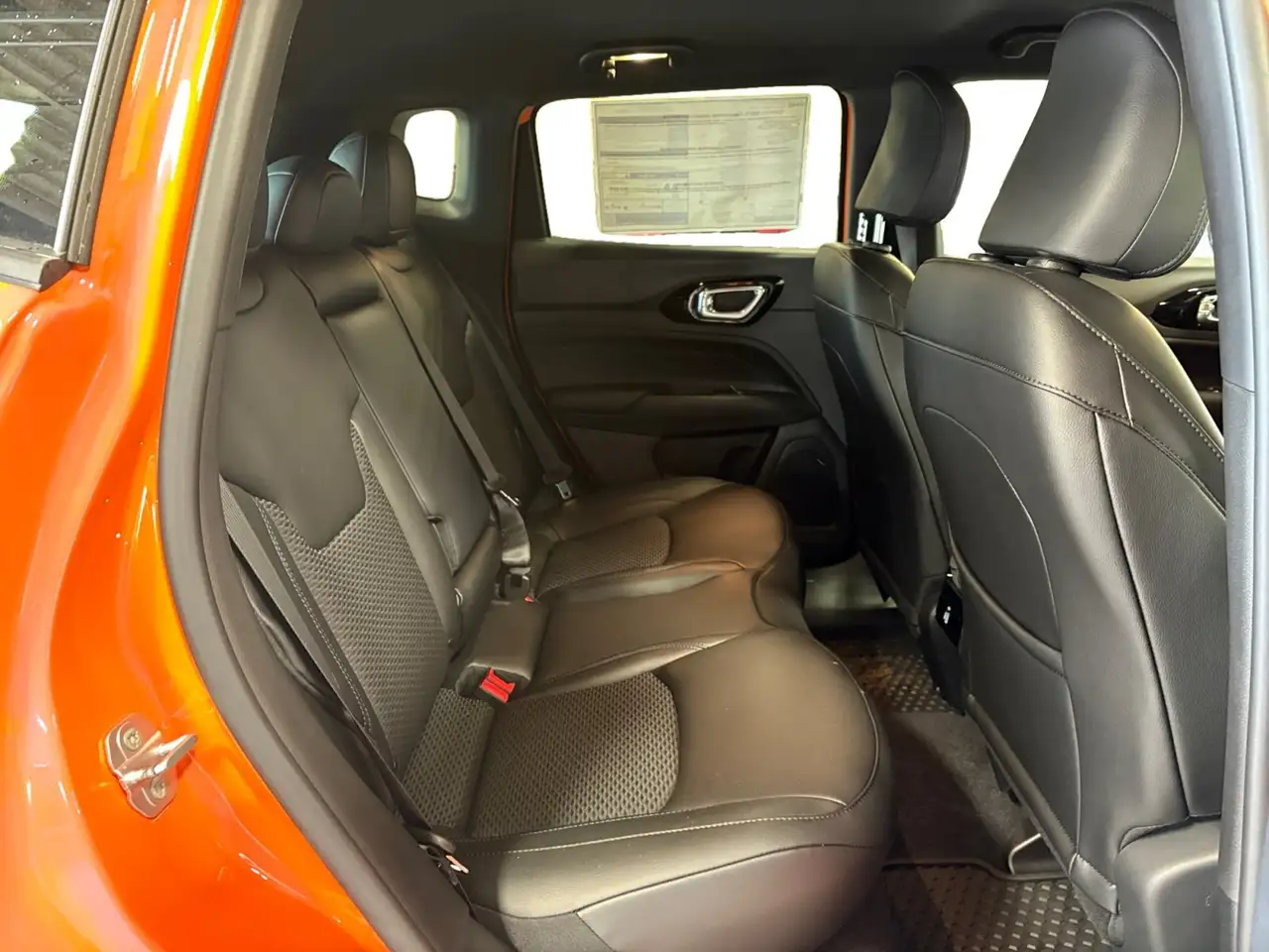 Jeep Compass photo Jeep Compass