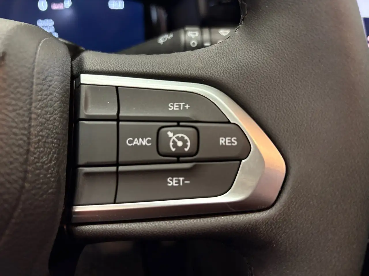 Jeep Compass photo Jeep Compass