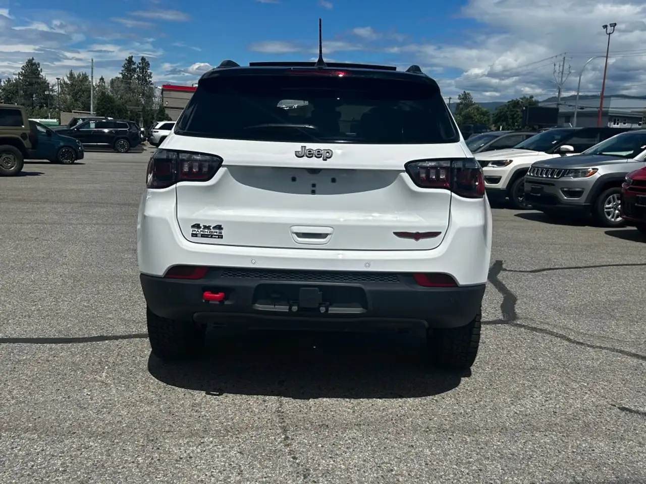 Jeep Compass photo Jeep Compass