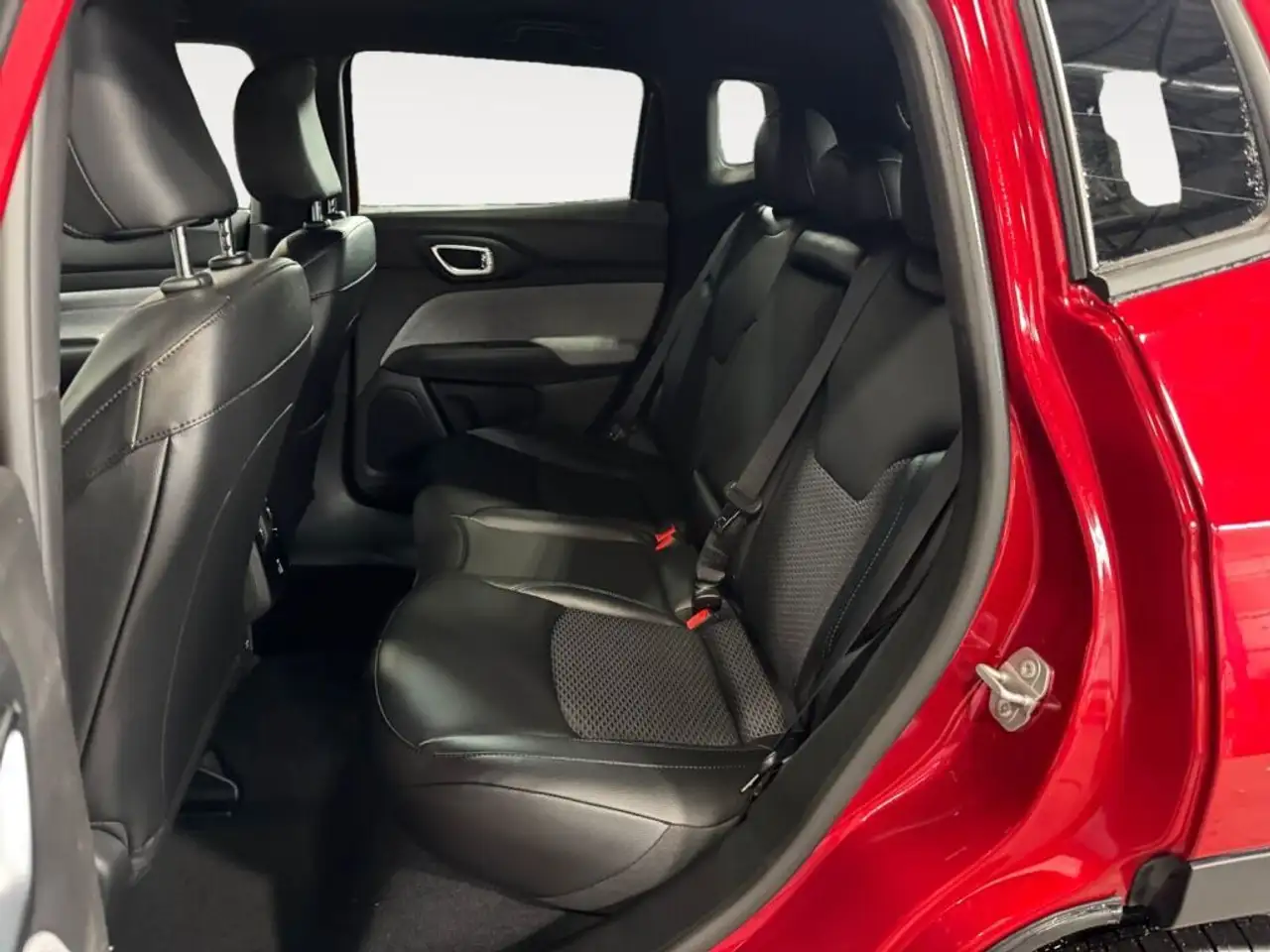 Jeep Compass снимка Jeep Compass