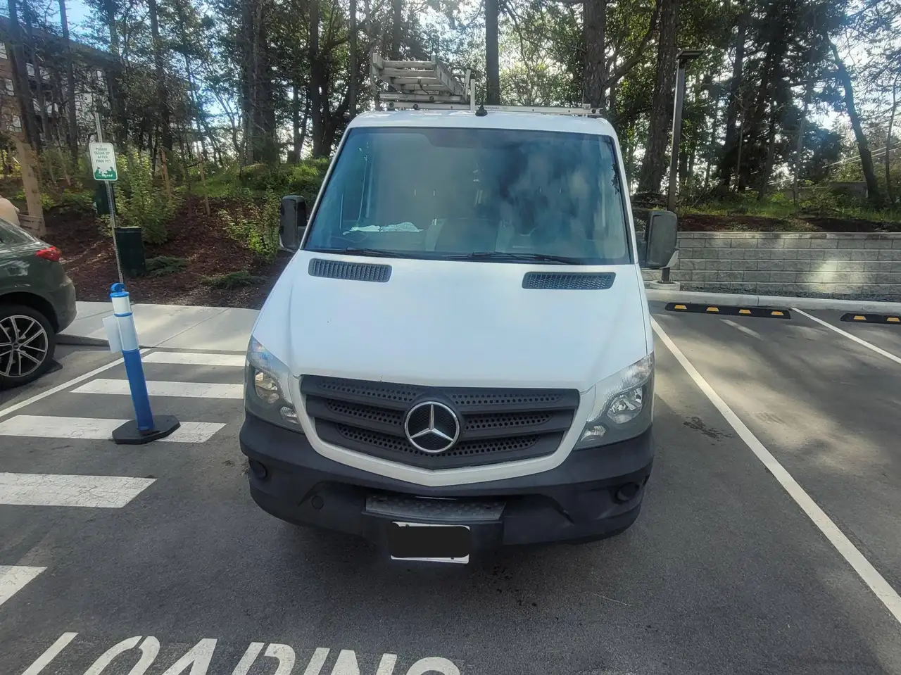 Mercedes-Benz Sprinter photo Mercedes-Benz Sprinter