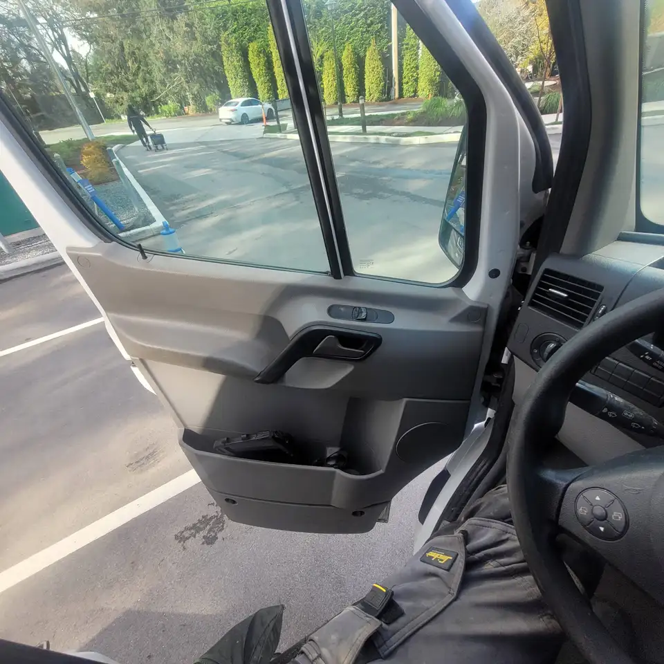 Mercedes-Benz Sprinter photo Mercedes-Benz Sprinter