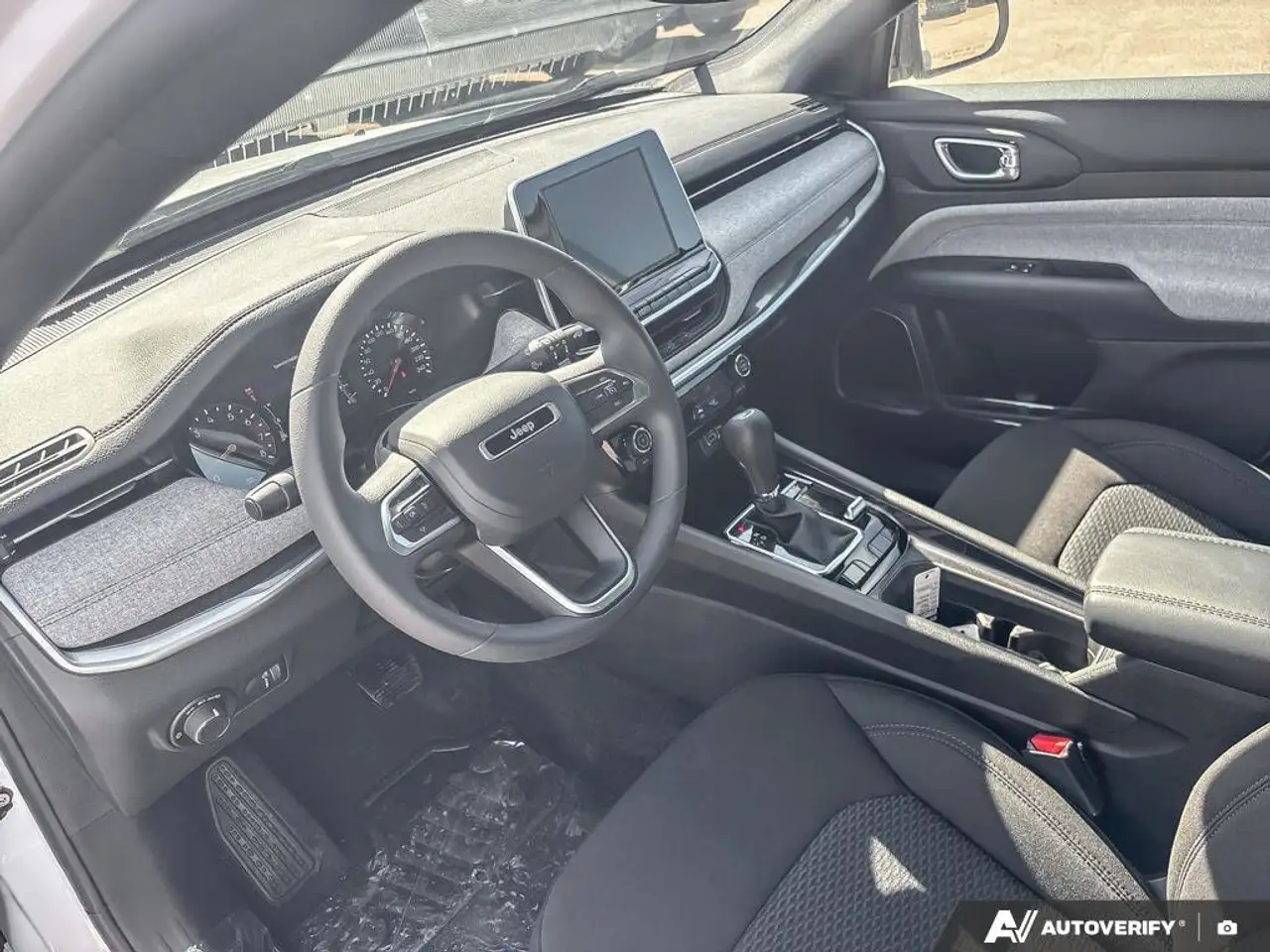 Jeep Compass photo Jeep Compass