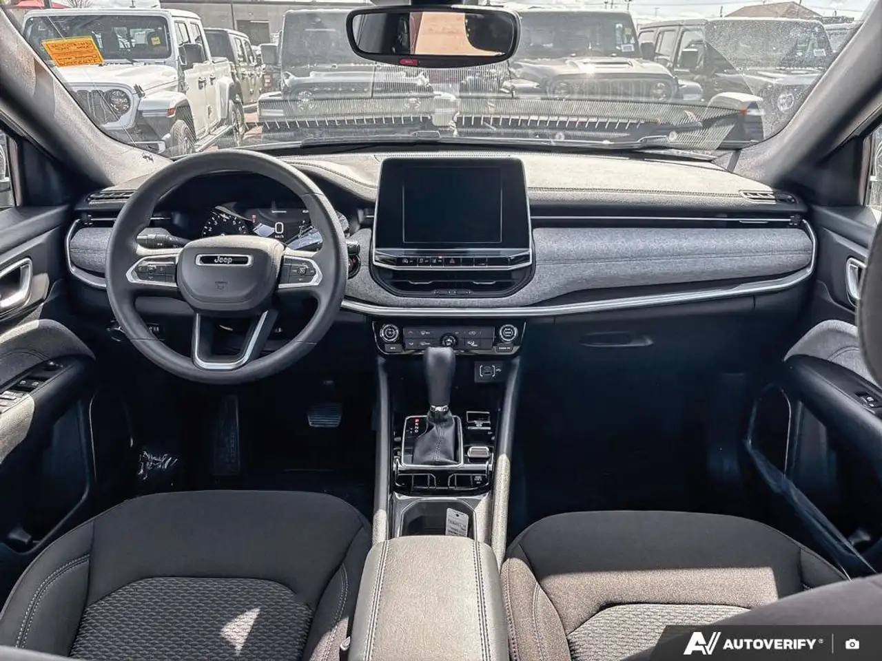 Jeep Compass photo Jeep Compass