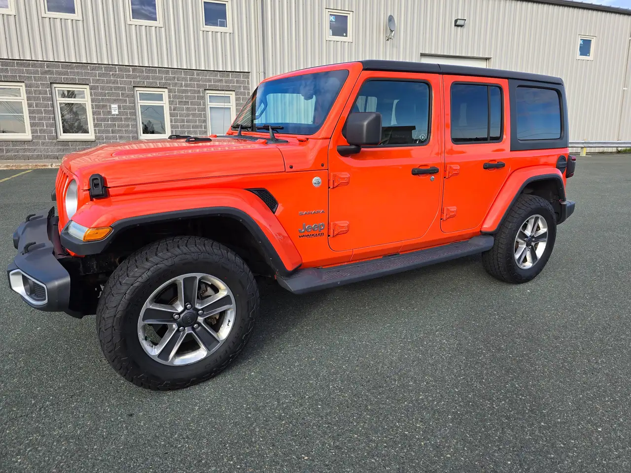 Jeep Wrangler photo Jeep Wrangler