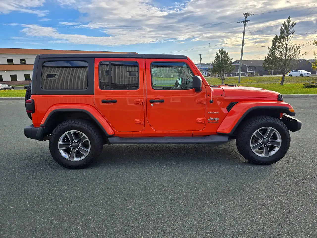Jeep Wrangler photo Jeep Wrangler