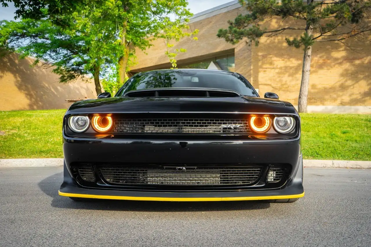 Dodge Challenger снимка Dodge Challenger
