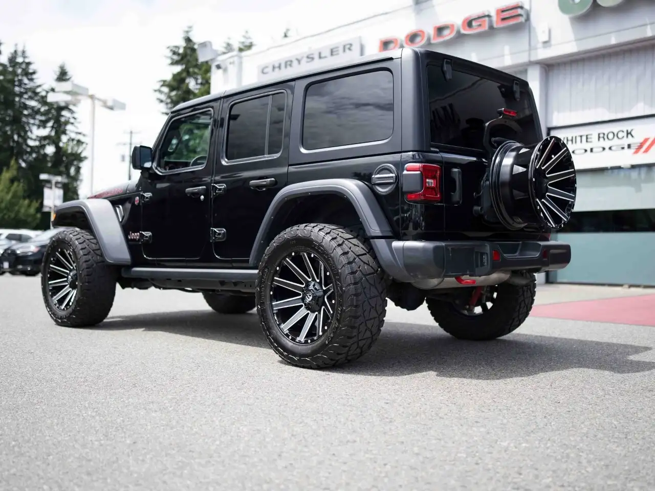 Jeep Wrangler photo Jeep Wrangler