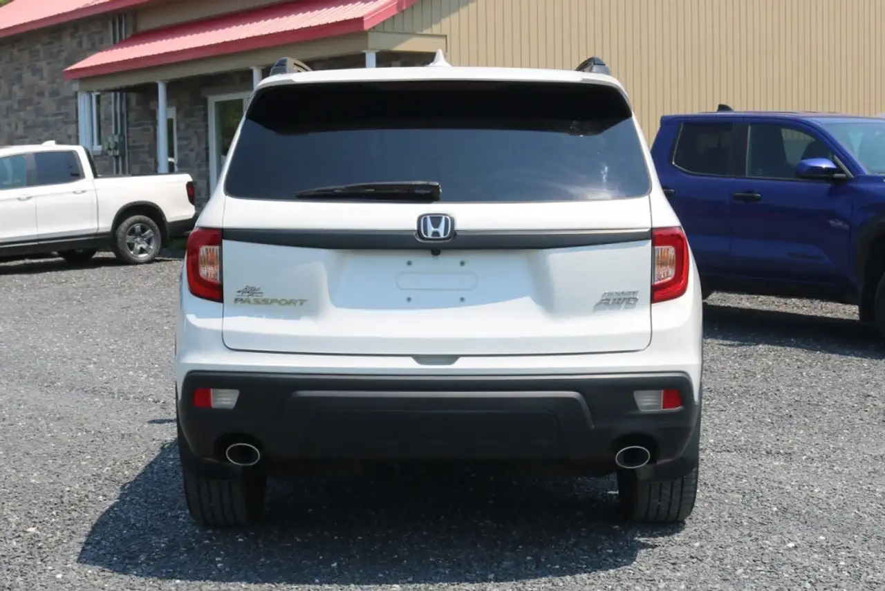 Honda Passport photo Honda Passport