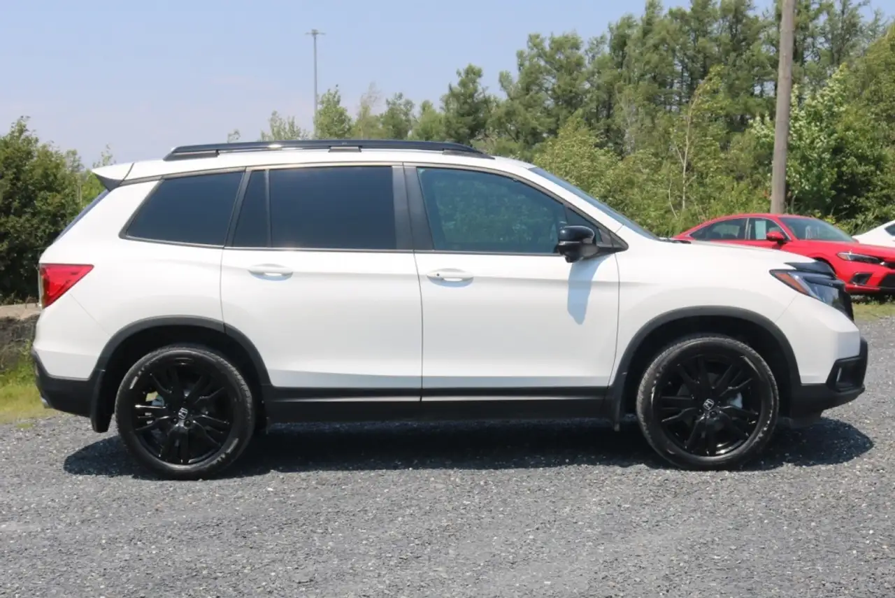 Honda Passport photo Honda Passport