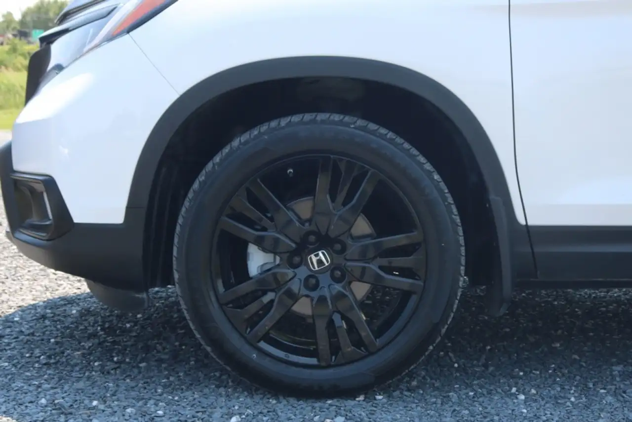 Honda Passport photo Honda Passport