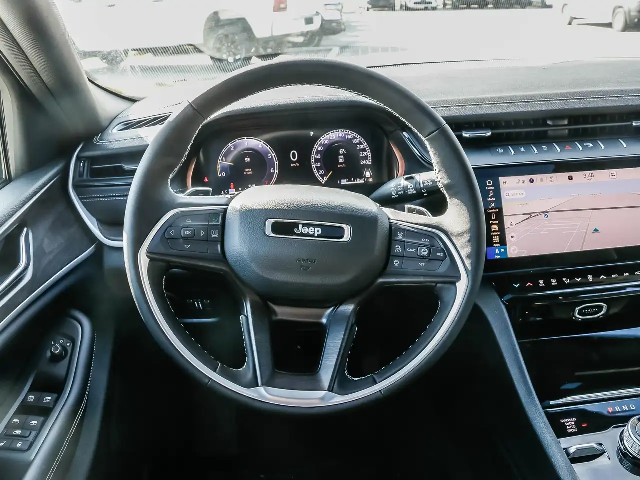 Jeep Grand Cherokee снимка Jeep Grand Cherokee