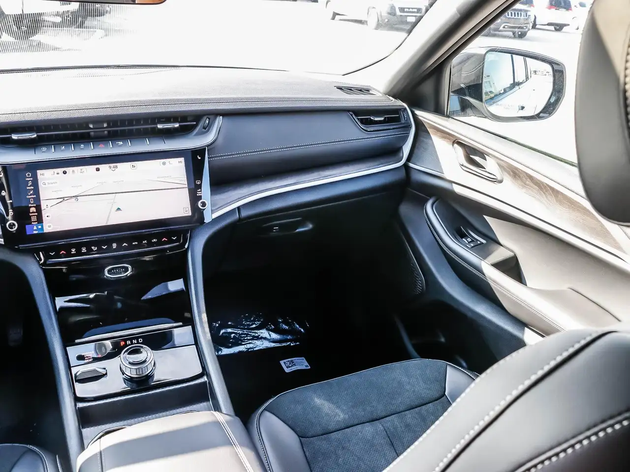 Jeep Grand Cherokee снимка Jeep Grand Cherokee