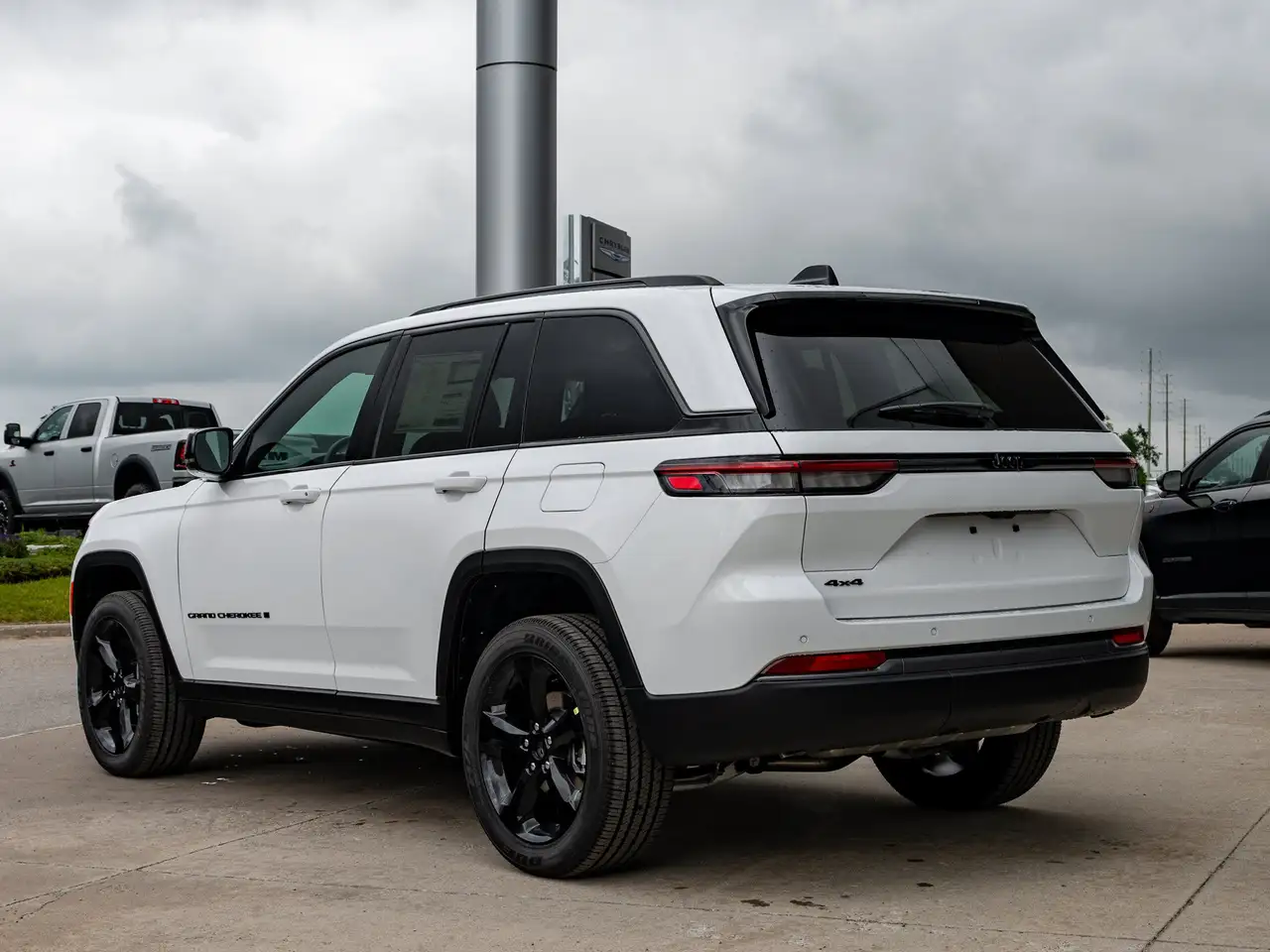 Jeep Grand Cherokee снимка Jeep Grand Cherokee