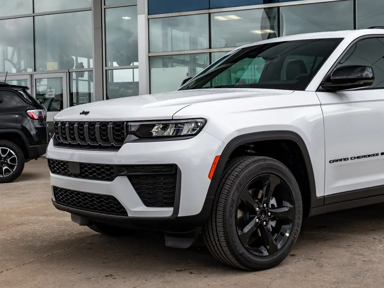 Jeep Grand Cherokee снимка Jeep Grand Cherokee